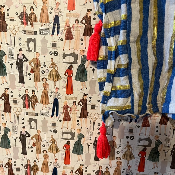 Bathing suit cover-up 🖤 - Picture 3 of 3